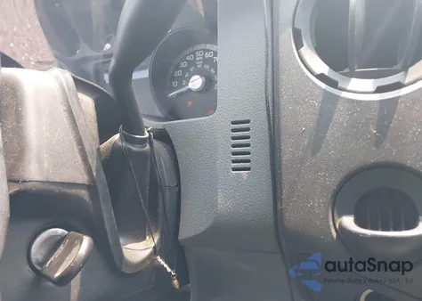 2011 Ford F250 Xl z USA, uszkodzony, nr VIN 1FTBF2A69BEC37906